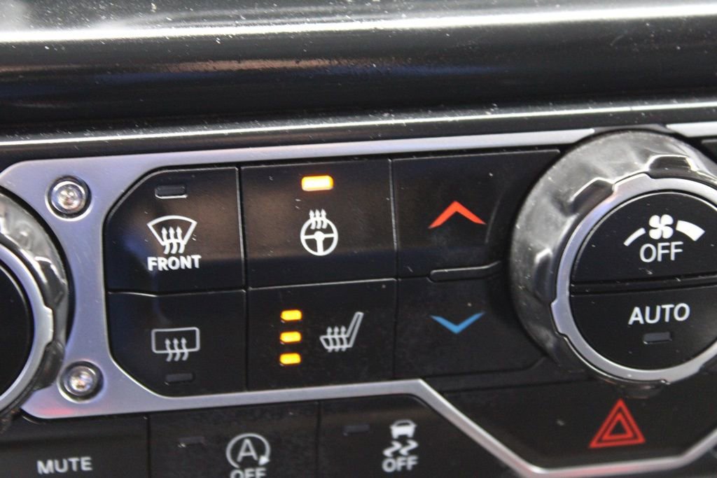 Used 2018 Jeep Wrangler Unlimited Sport S image 37