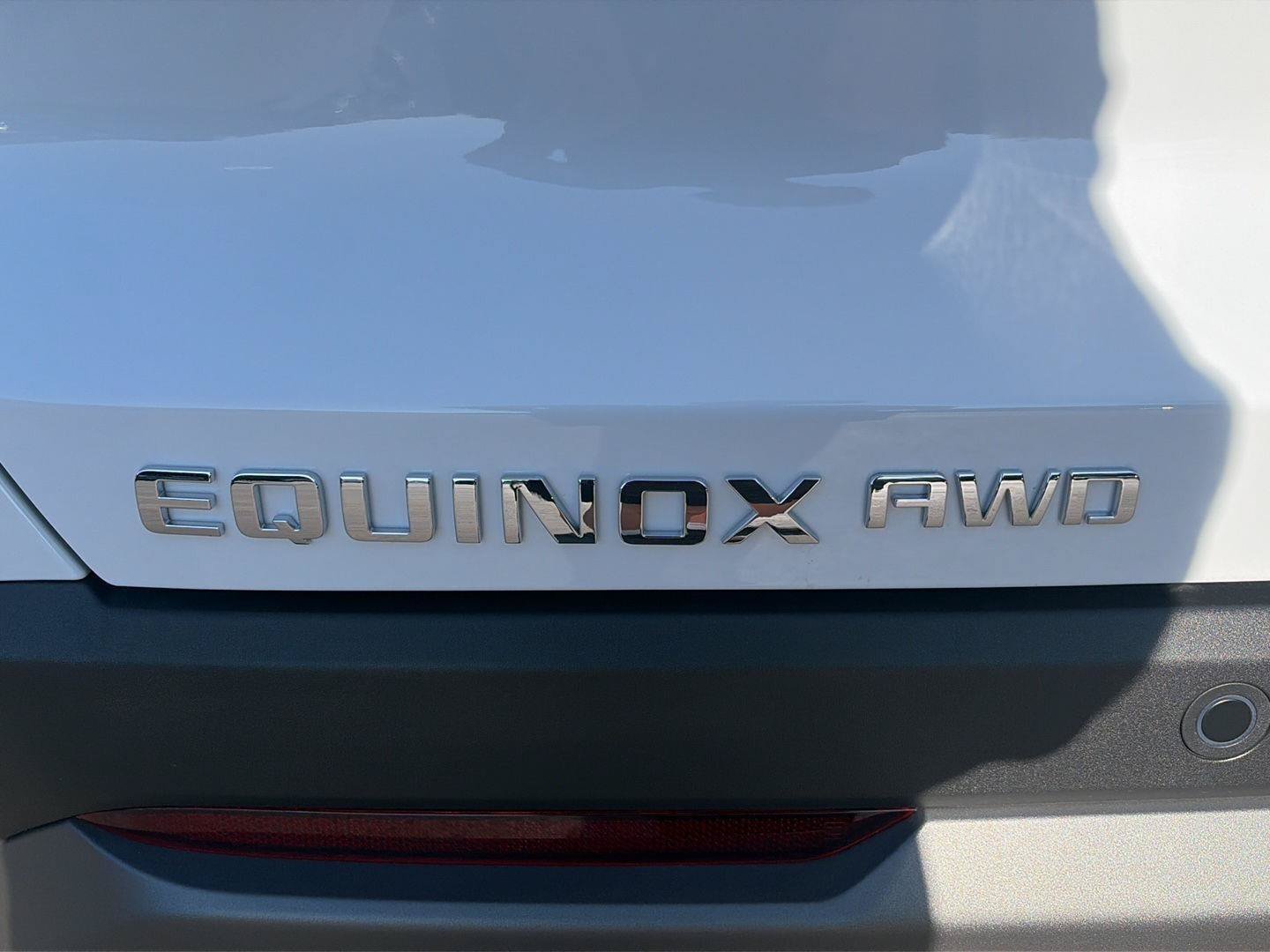 Used 2026 Chevrolet Equinox LT AWD/4WD image 10