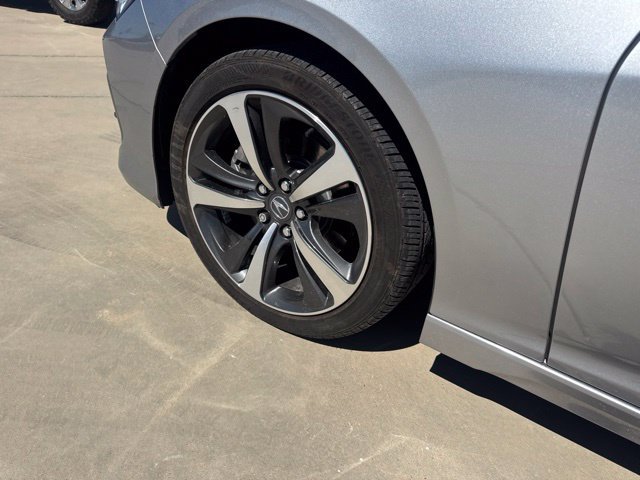 Used 2025 Acura TLX w/ Technology Package FWD image 7