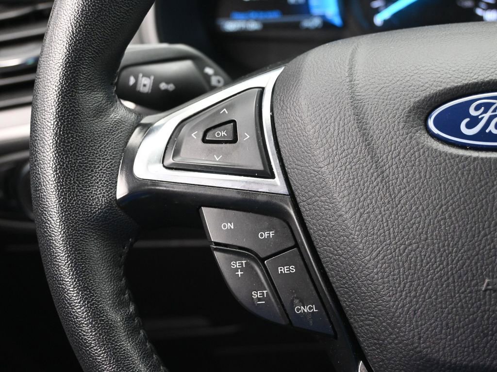 Used 2024 Ford Edge SEL image 14