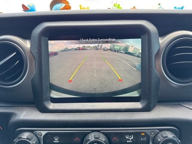 Used 2023 Jeep Wrangler Sport AWD/4WD image 15
