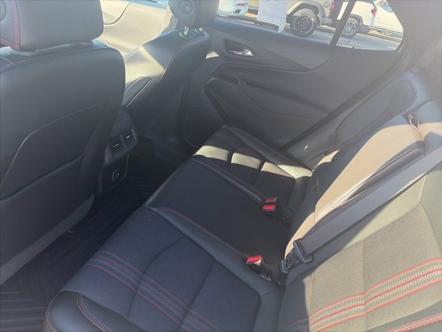 Used 2022 Chevrolet Equinox RS image 11