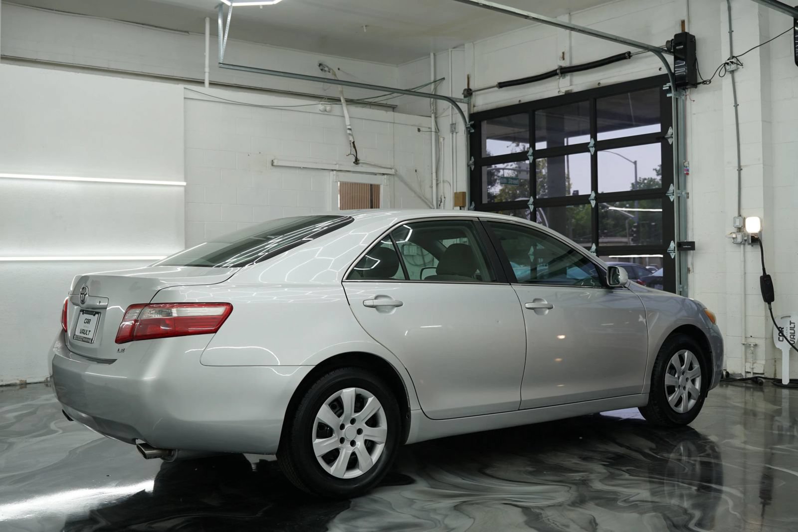 Used 2009 Toyota Camry LE FWD image 8