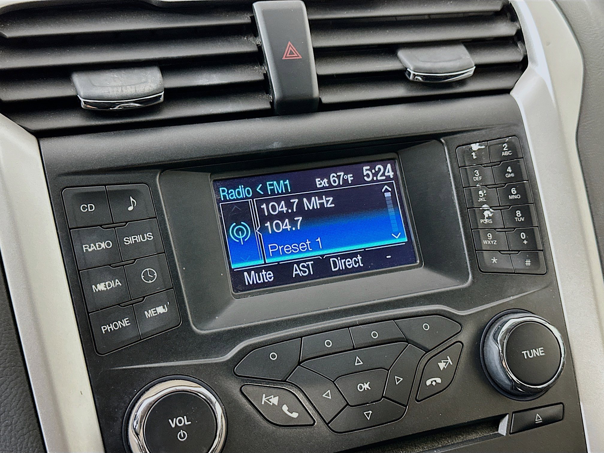 Used 2014 Ford Fusion SE image 19