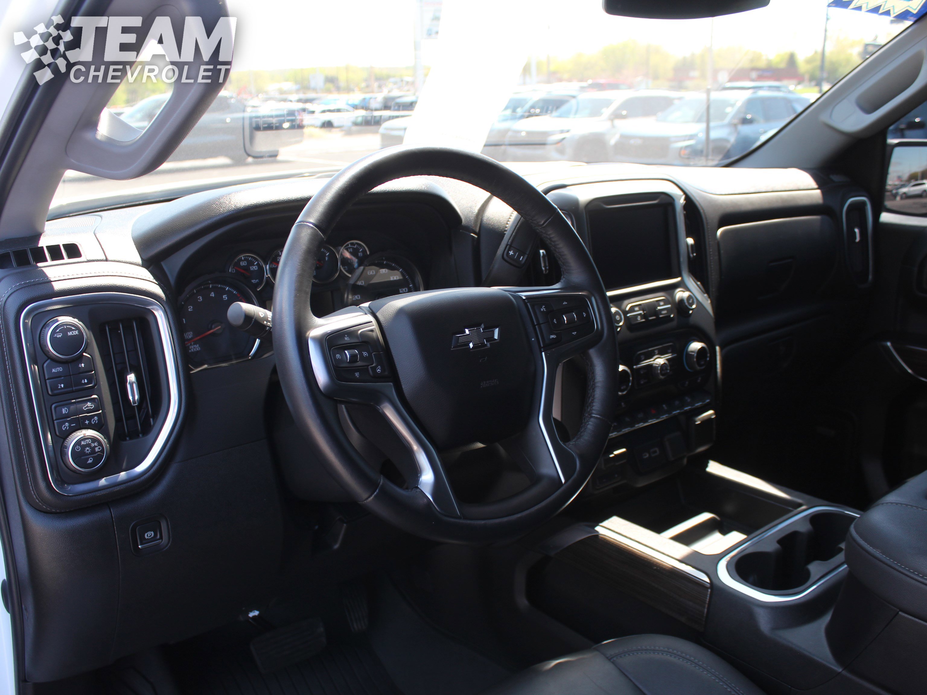 Used 2021 Chevrolet Silverado 1500 LT Trail Boss w/ Convenience Package II AWD/4WD image 12