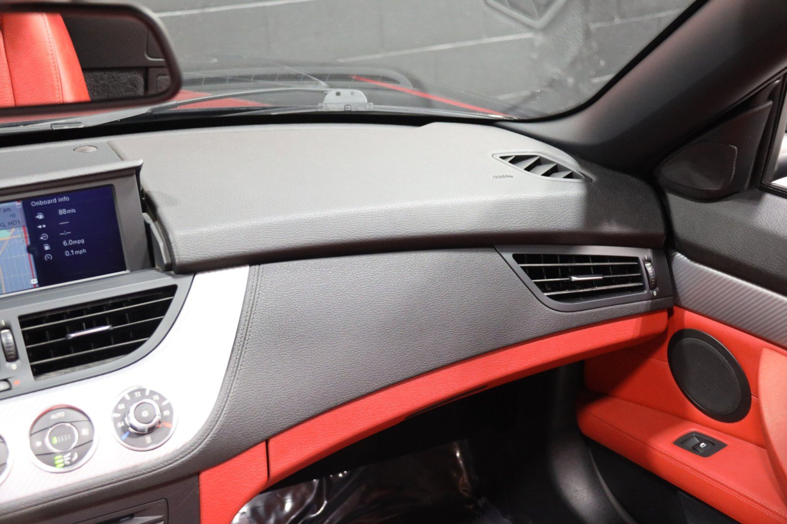 Used 2012 BMW Z4 sDrive28i w/ M Sport Pkg image 55