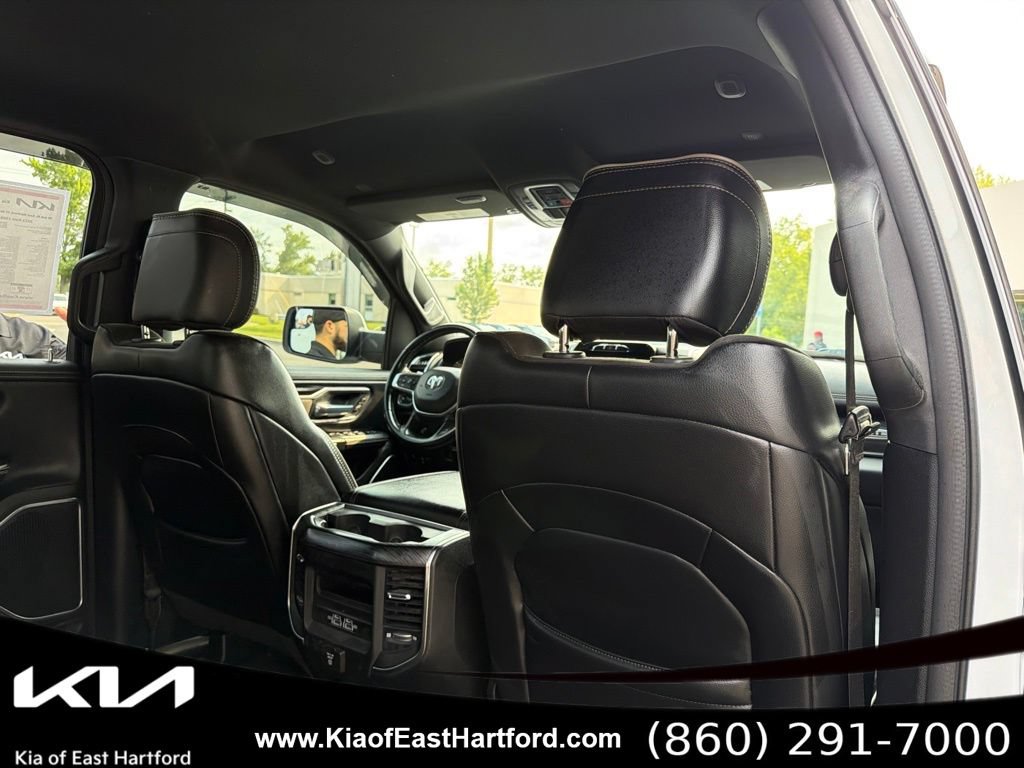 Used 2023 RAM 1500 Laramie AWD/4WD image 14