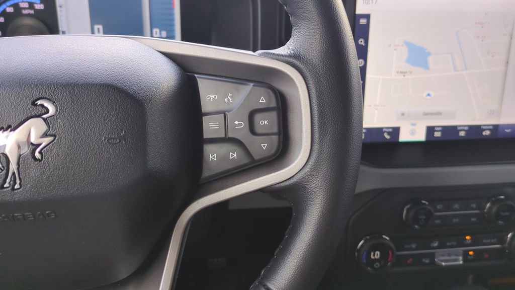 Used 2023 Ford Bronco Badlands image 23