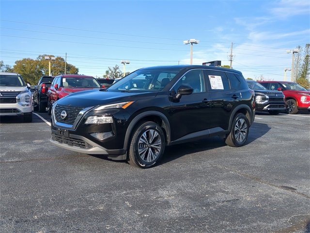 Used 2023 Nissan Rogue SV video 2