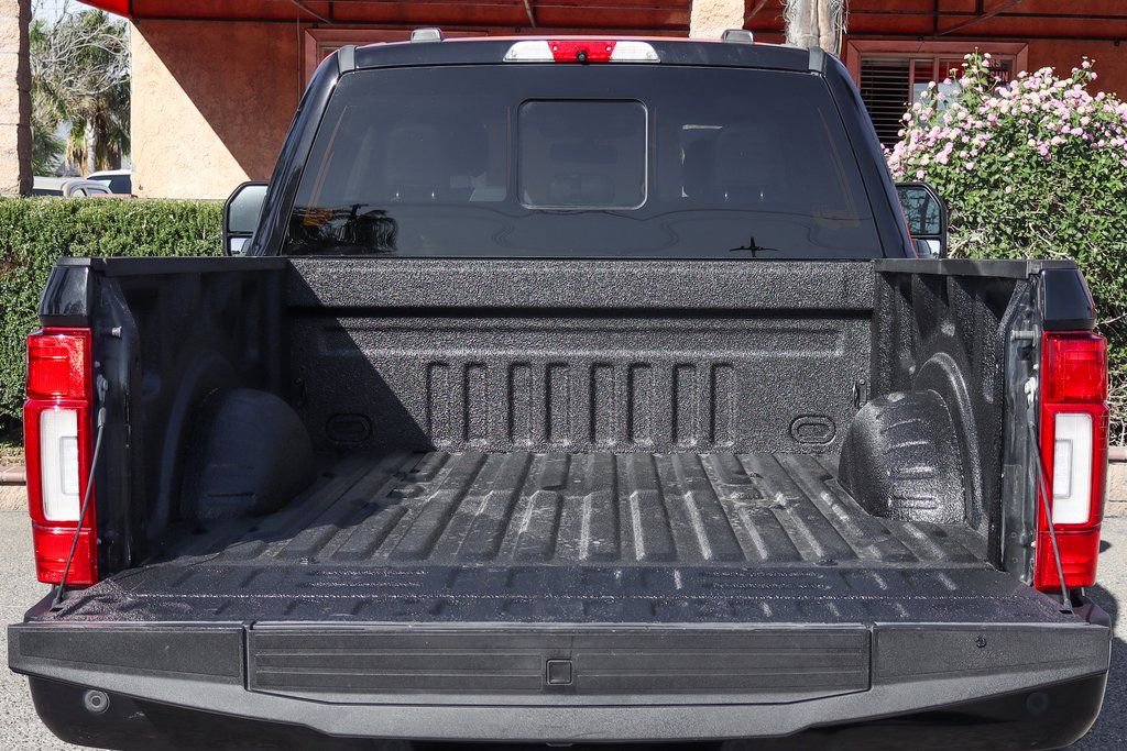 Used 2022 Ford F250 Limited image 8