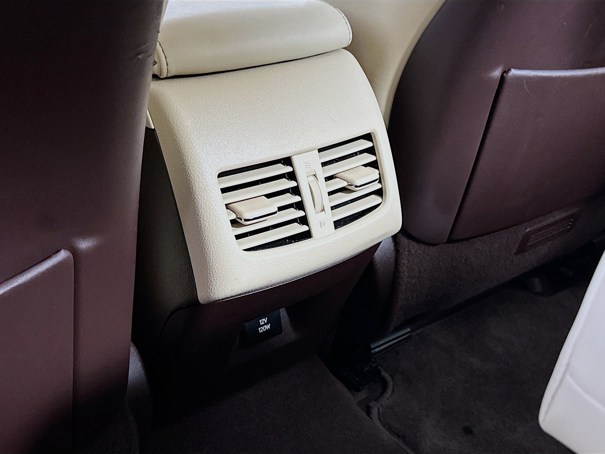 Used 2016 Lexus ES 350 w/ Navigation System Package image 29