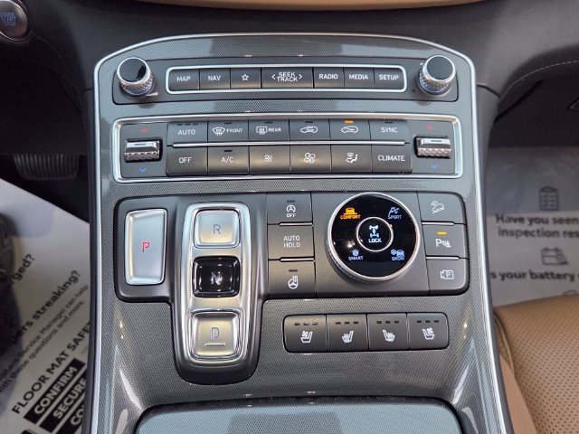 Used 2021 Hyundai Santa Fe Calligraphy AWD/4WD image 21