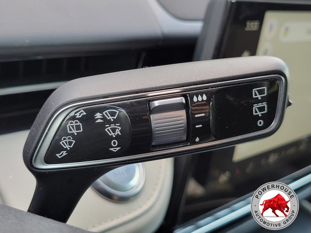 Used 2024 Lincoln Nautilus Reserve AWD/4WD image 34