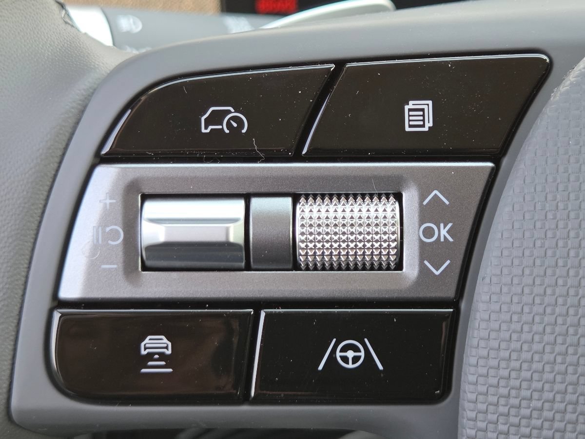 New 2027 Hyundai Ioniq 5 SEL AWD/4WD image 35