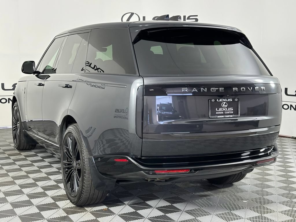 Used 2024 Land Rover Range Rover SE AWD/4WD image 9