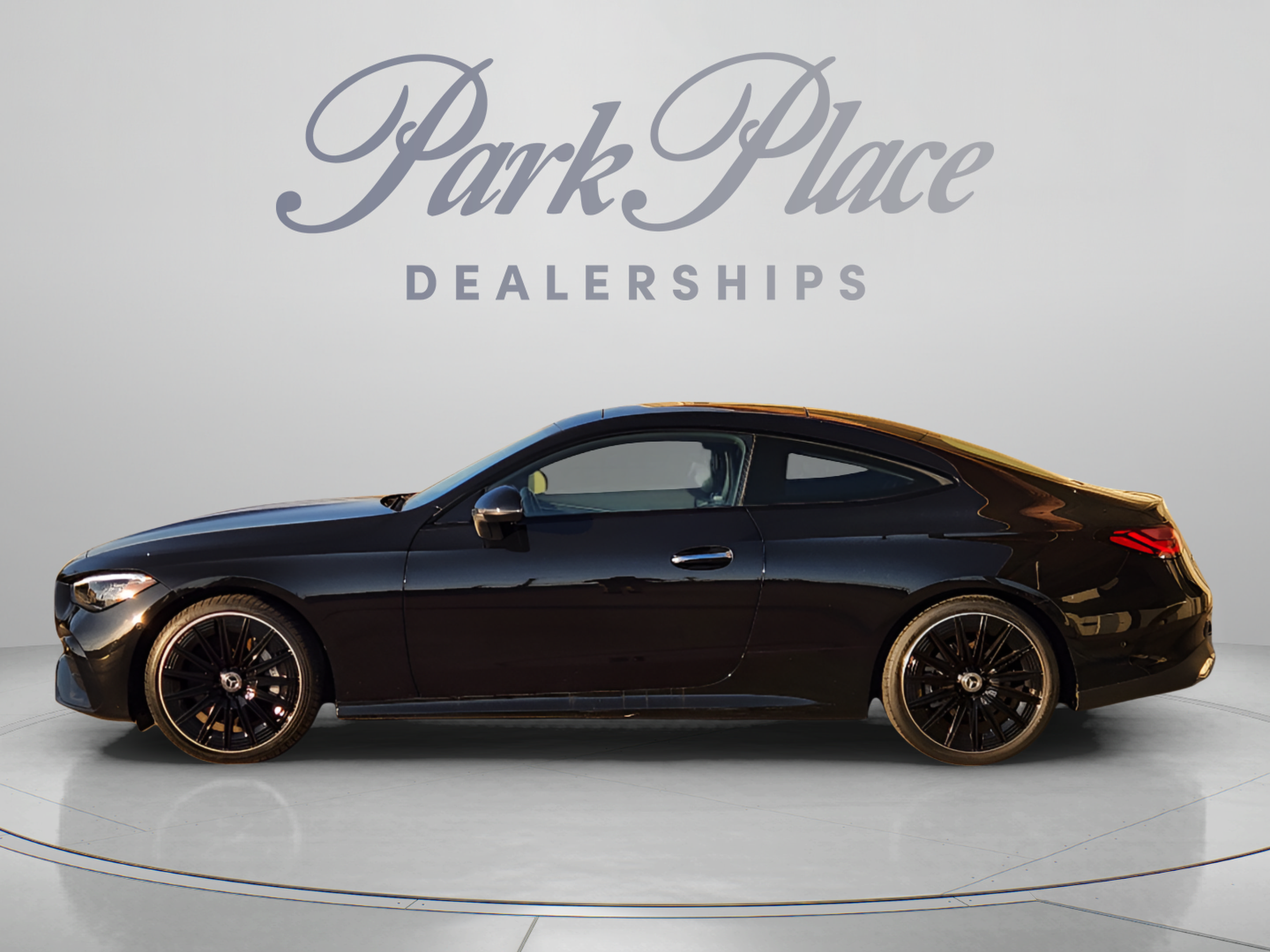 Used 2024 Mercedes-Benz CLE 450 4MATIC Coupe image 2