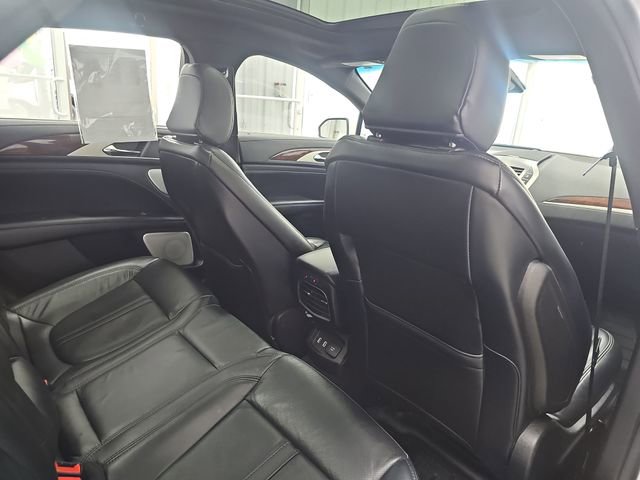 Used 2020 Lincoln MKZ Reserve w/ Luxury Package image 30