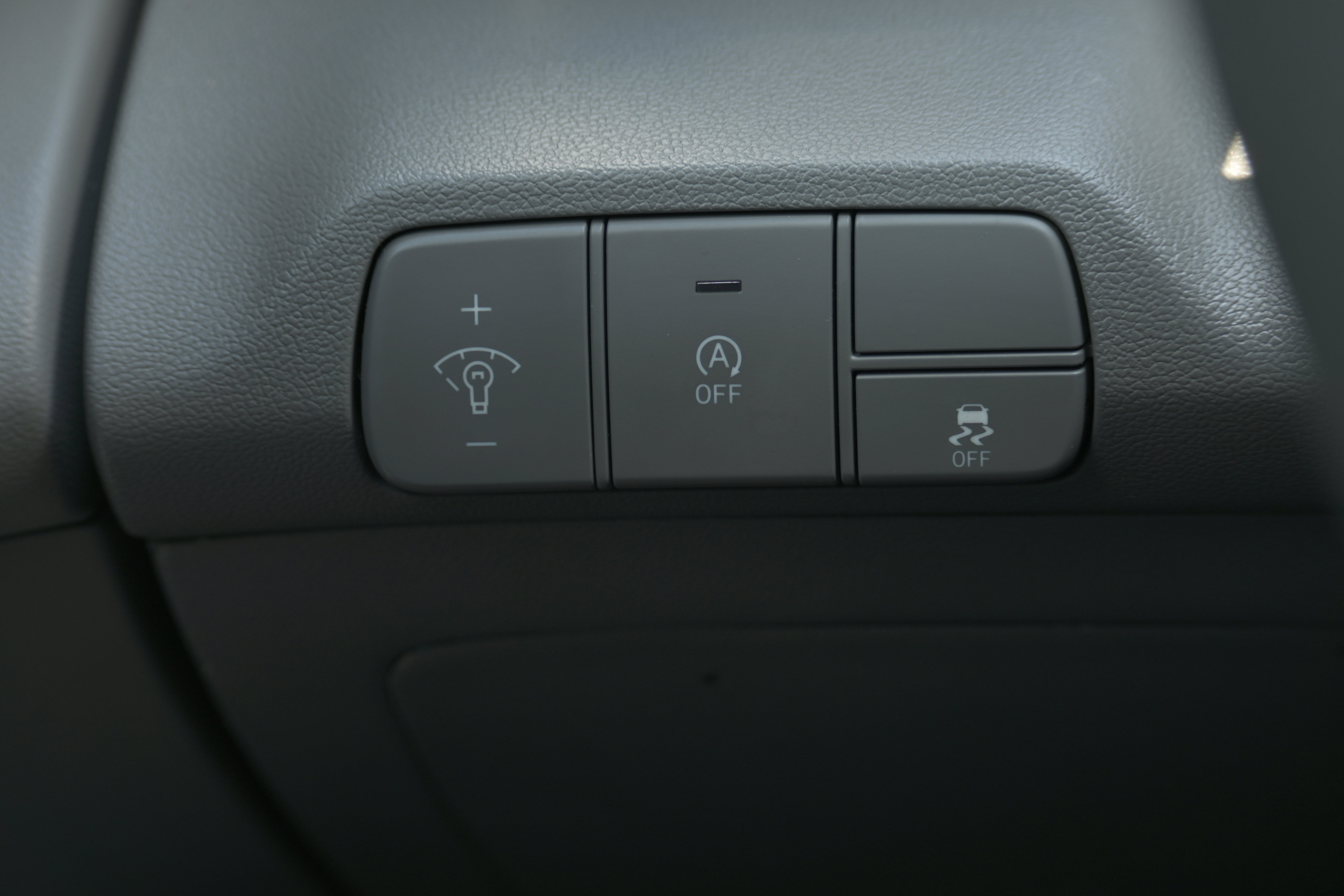 Used 2024 Hyundai Elantra SE FWD image 23