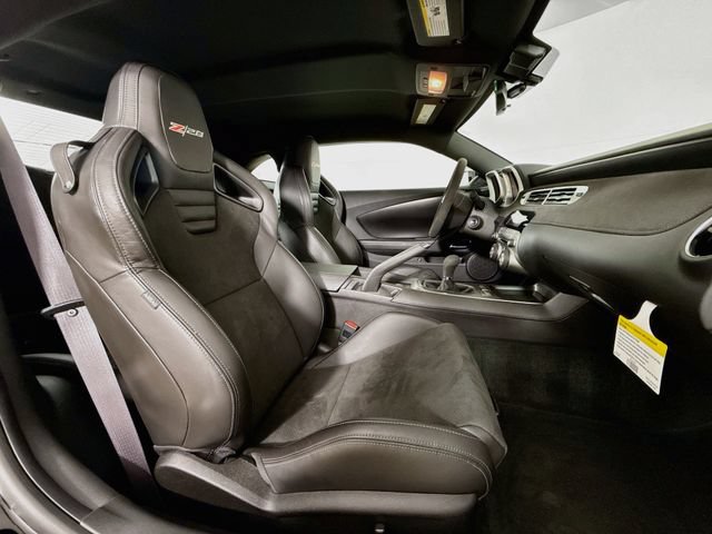 Used 2015 Chevrolet Camaro Z/28 RWD image 26