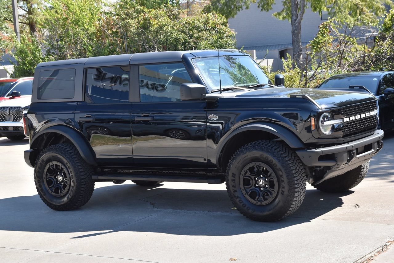 Certified 2024 Ford Bronco Wildtrak AWD/4WD image 5
