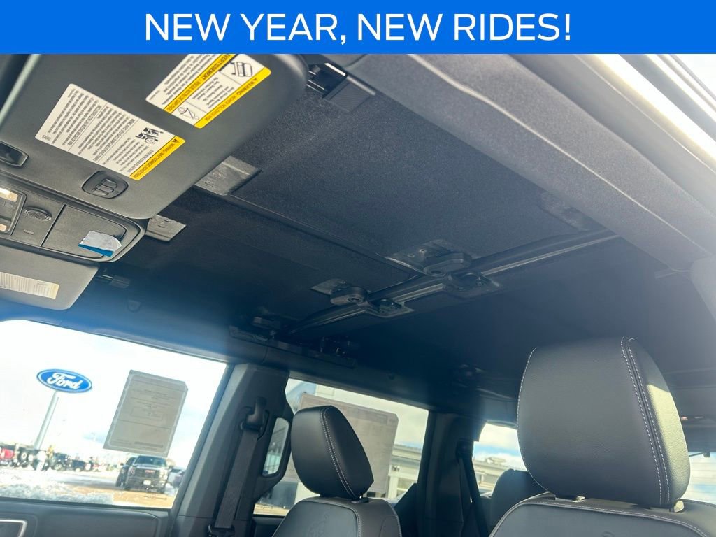 New 2025 Ford Bronco Outer Banks w/ Sasquatch Package AWD/4WD image 37