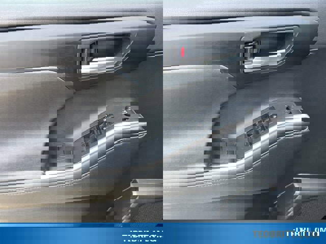 Used 2024 Toyota Highlander XLE image 39