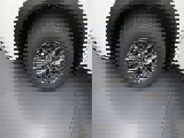 New 2026 Nissan Rogue S image 36