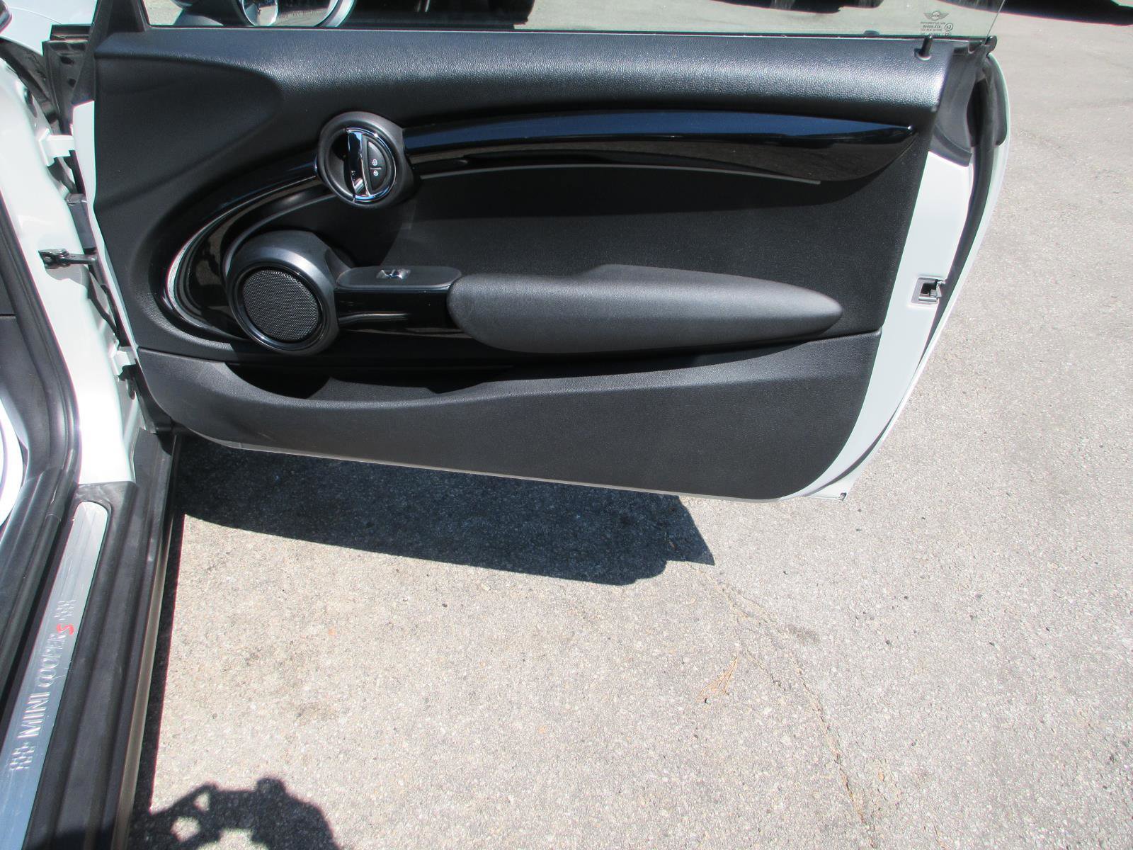 Used 2022 MINI Cooper S FWD image 21