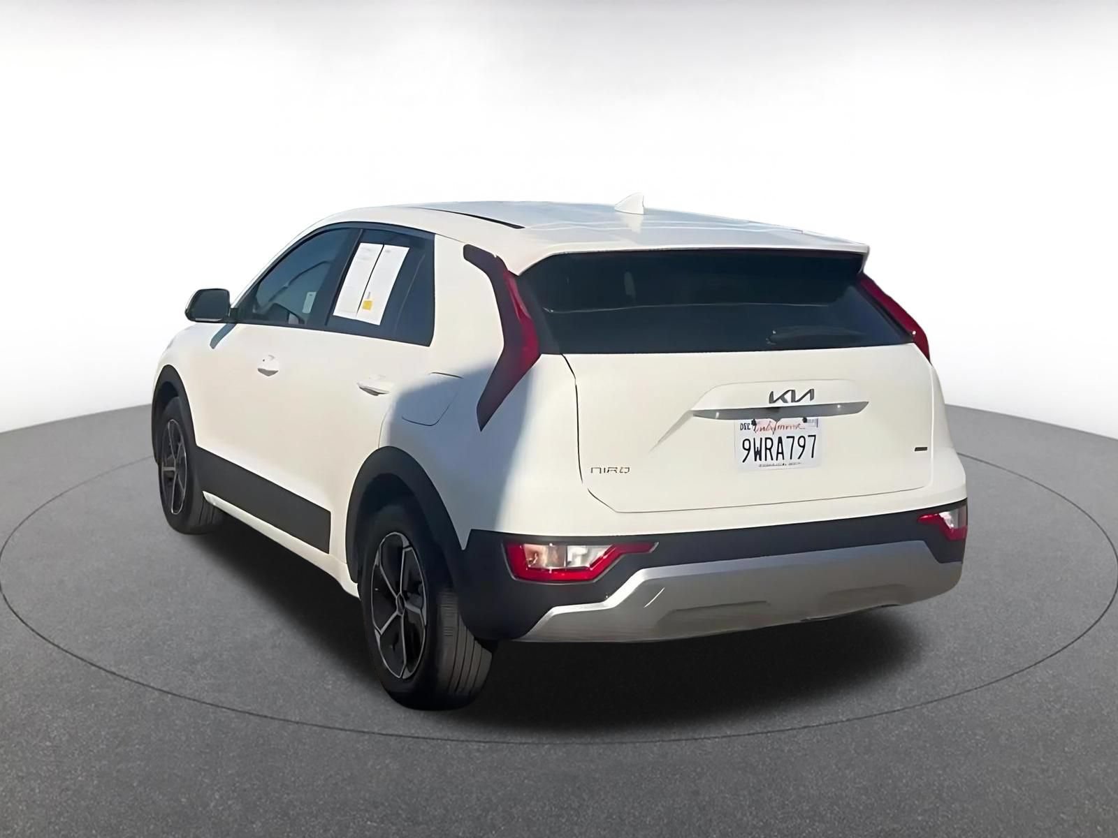 Used 2026 Kia Niro LX FWD image 11
