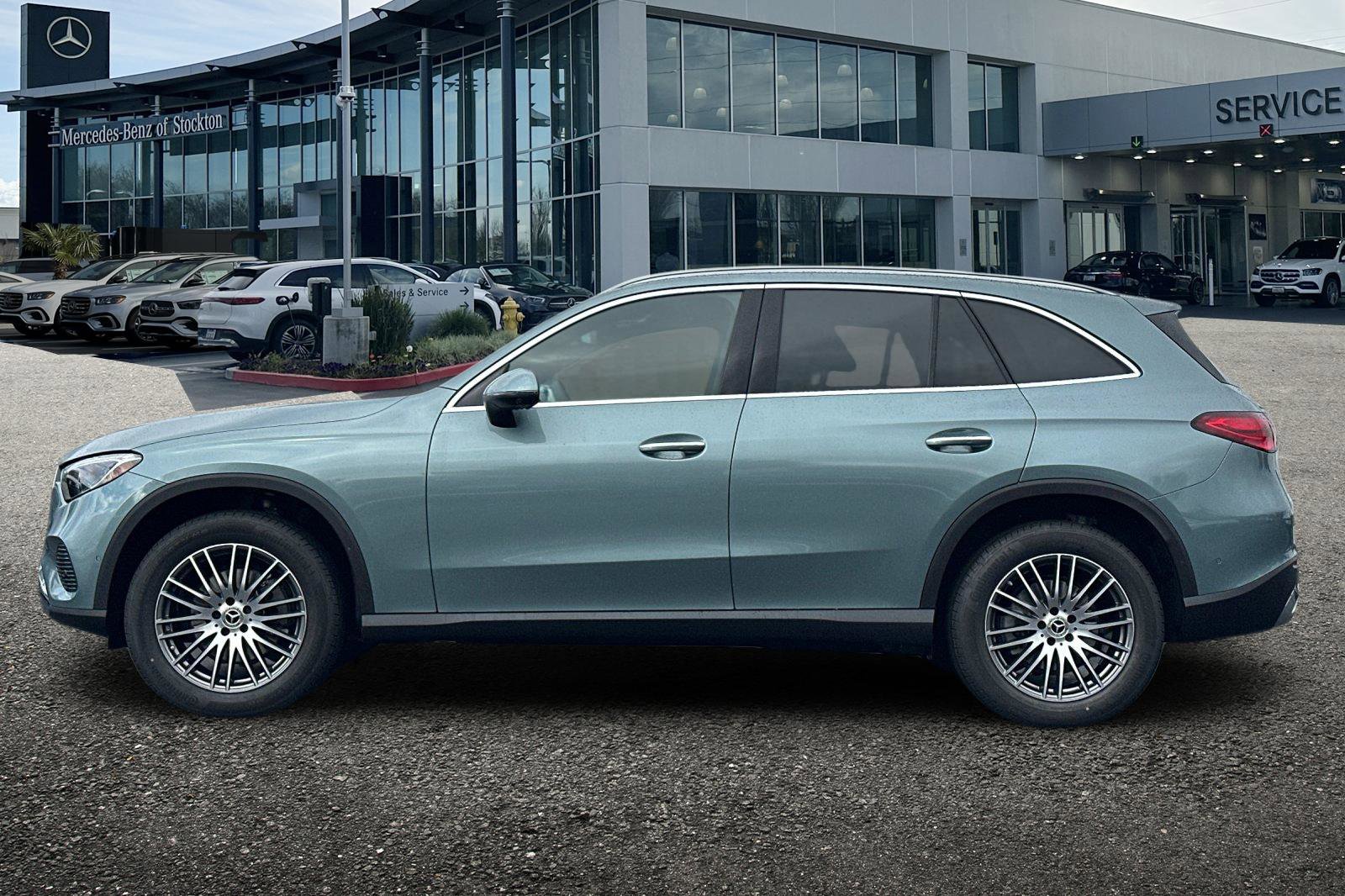 New 2026 Mercedes-Benz GLC 300 4MATIC image 7