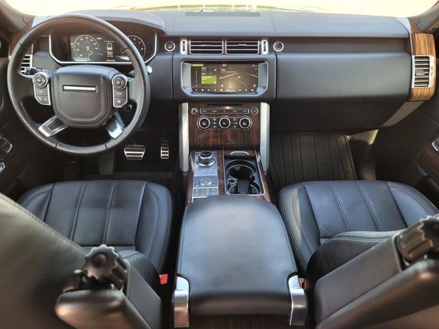 Used 2017 Land Rover Range Rover Supercharged image 12