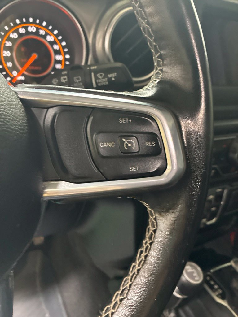 Used 2021 Jeep Wrangler Unlimited Sahara w/ Cold Weather Group AWD/4WD image 15