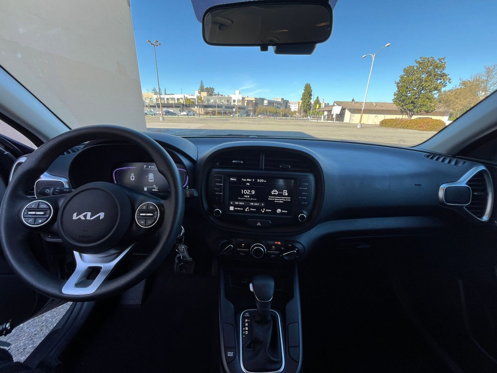 Used 2025 Kia Soul LX w/ LX Technology Package image 31