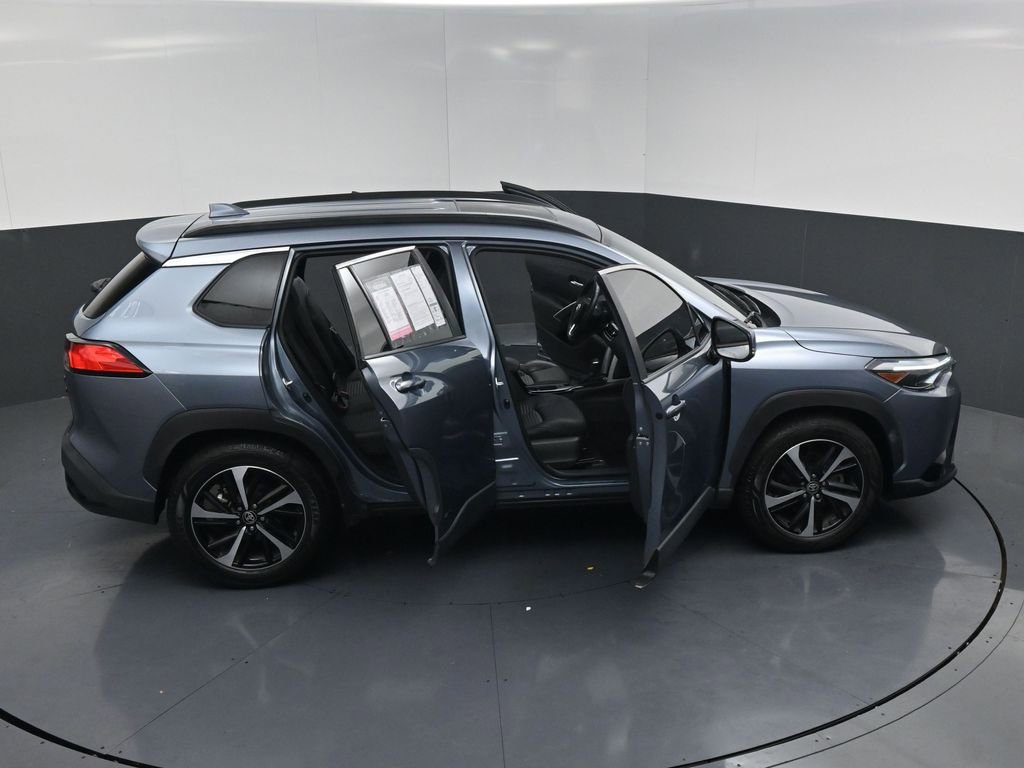 Used 2023 Toyota Corolla Cross XSE w/ Convenience Package image 25