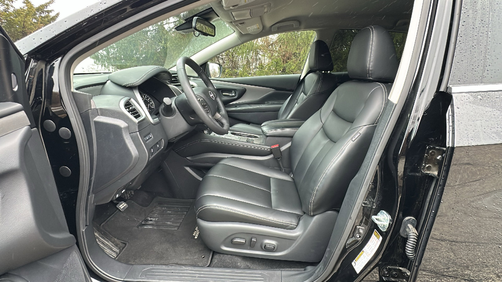 Certified 2024 Nissan Murano SV w/ SV Midnight Edition Package image 13