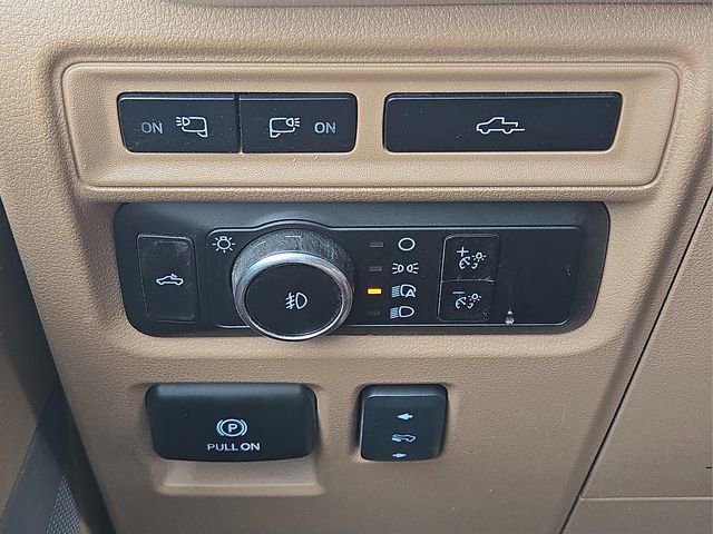 Used 2023 Ford F150 Lariat w/ Equipment Group 502A High image 26