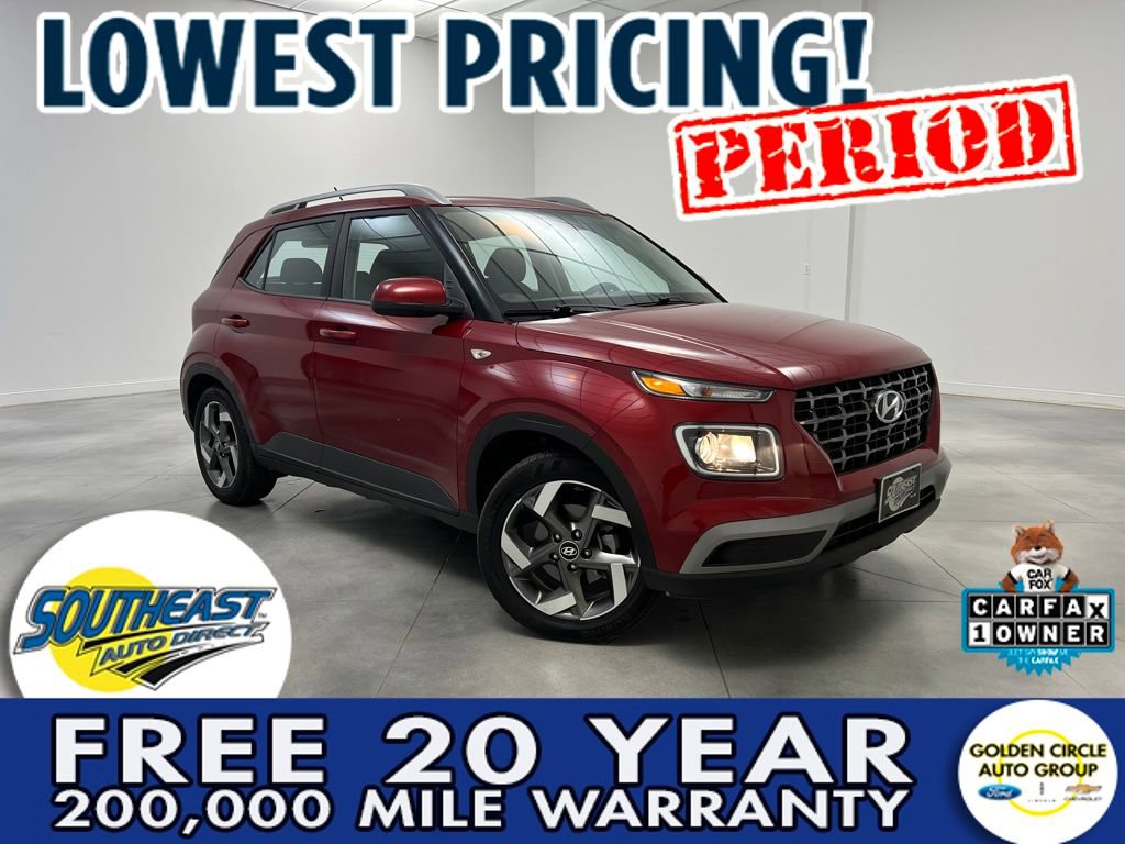 Used 2025 Hyundai Venue SEL image 1