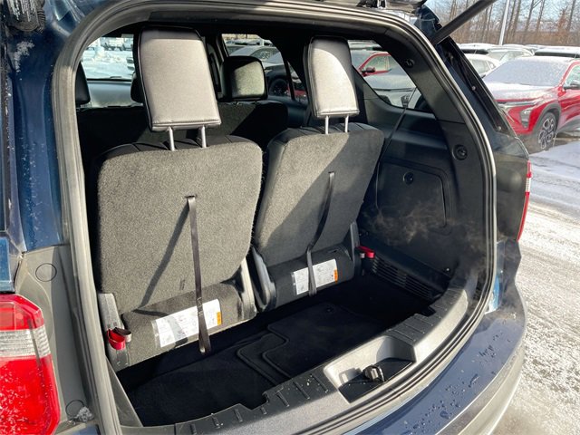 Used 2017 Ford Explorer XLT w/ Equipment Group 202A image 25