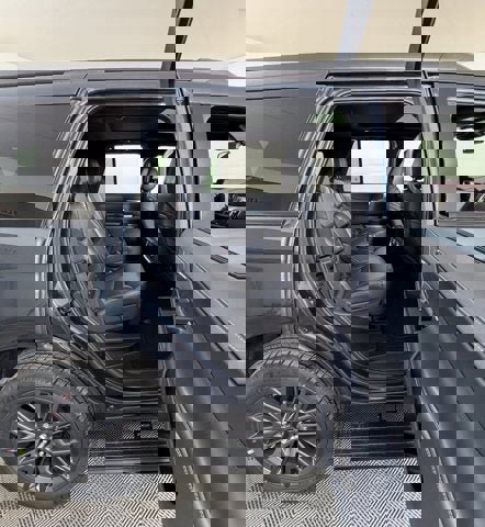 New 2025 Ford Expedition Platinum w/ Stealth Performance Package image 6