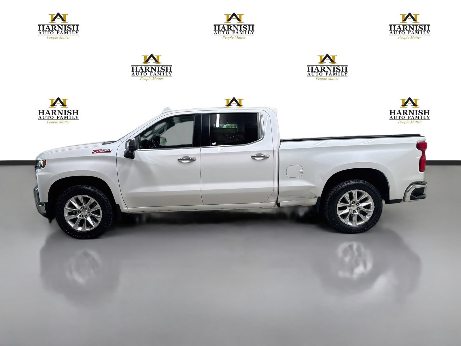 Used 2022 Chevrolet Silverado 1500 LTZ AWD/4WD image 10