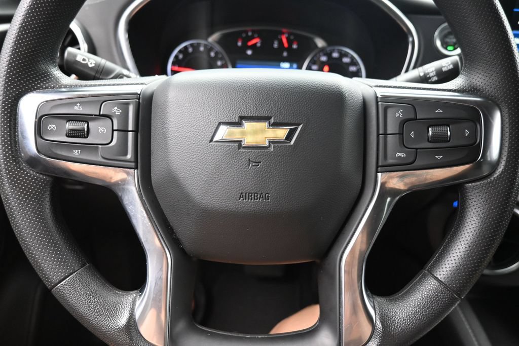 Used 2025 Chevrolet Blazer LT FWD image 10