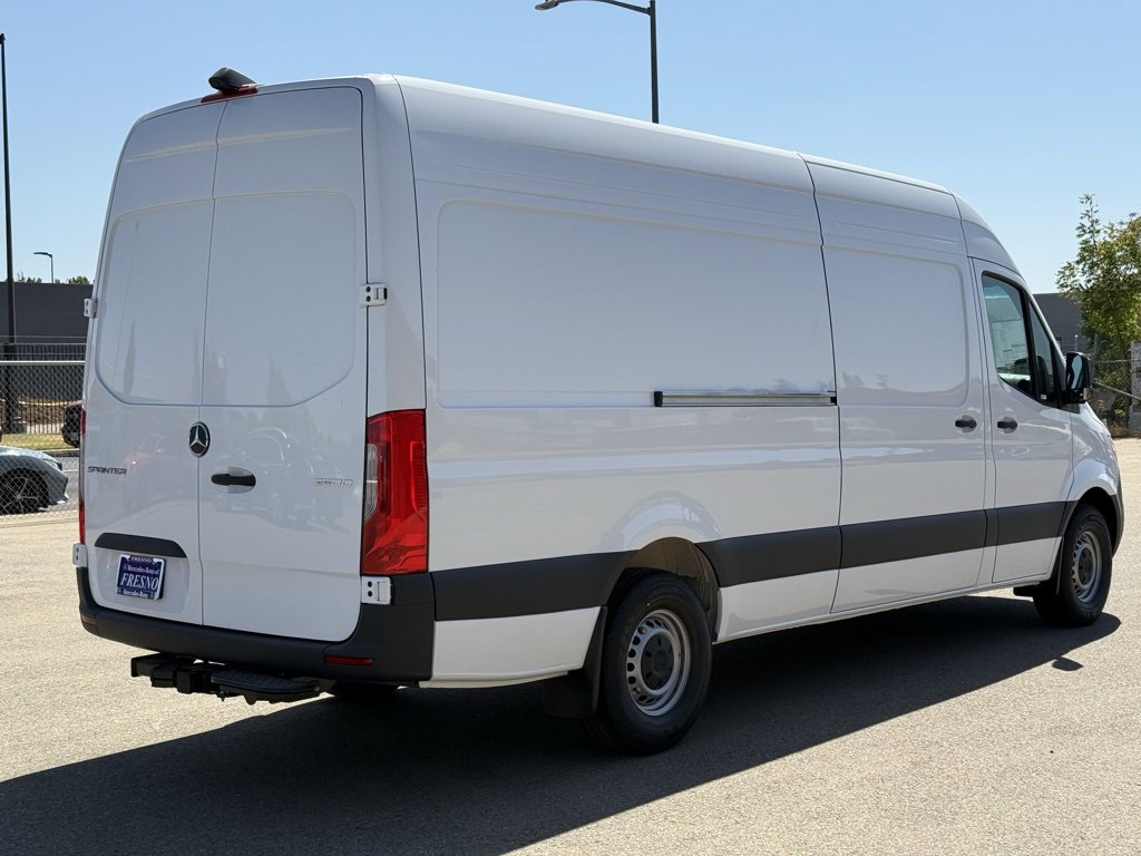 New 2025 Mercedes-Benz Sprinter 2500 image 3