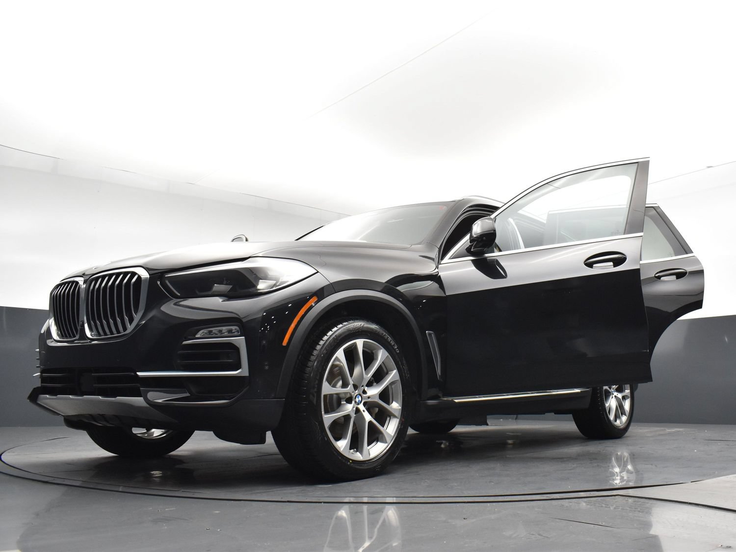 Used 2021 BMW X5 xDrive40i w/ Premium Package AWD/4WD image 31