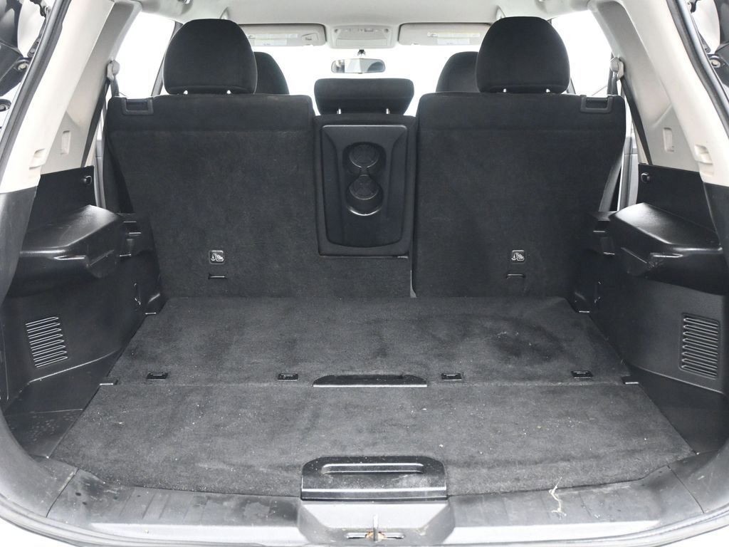 Used 2014 Nissan Rogue S image 21