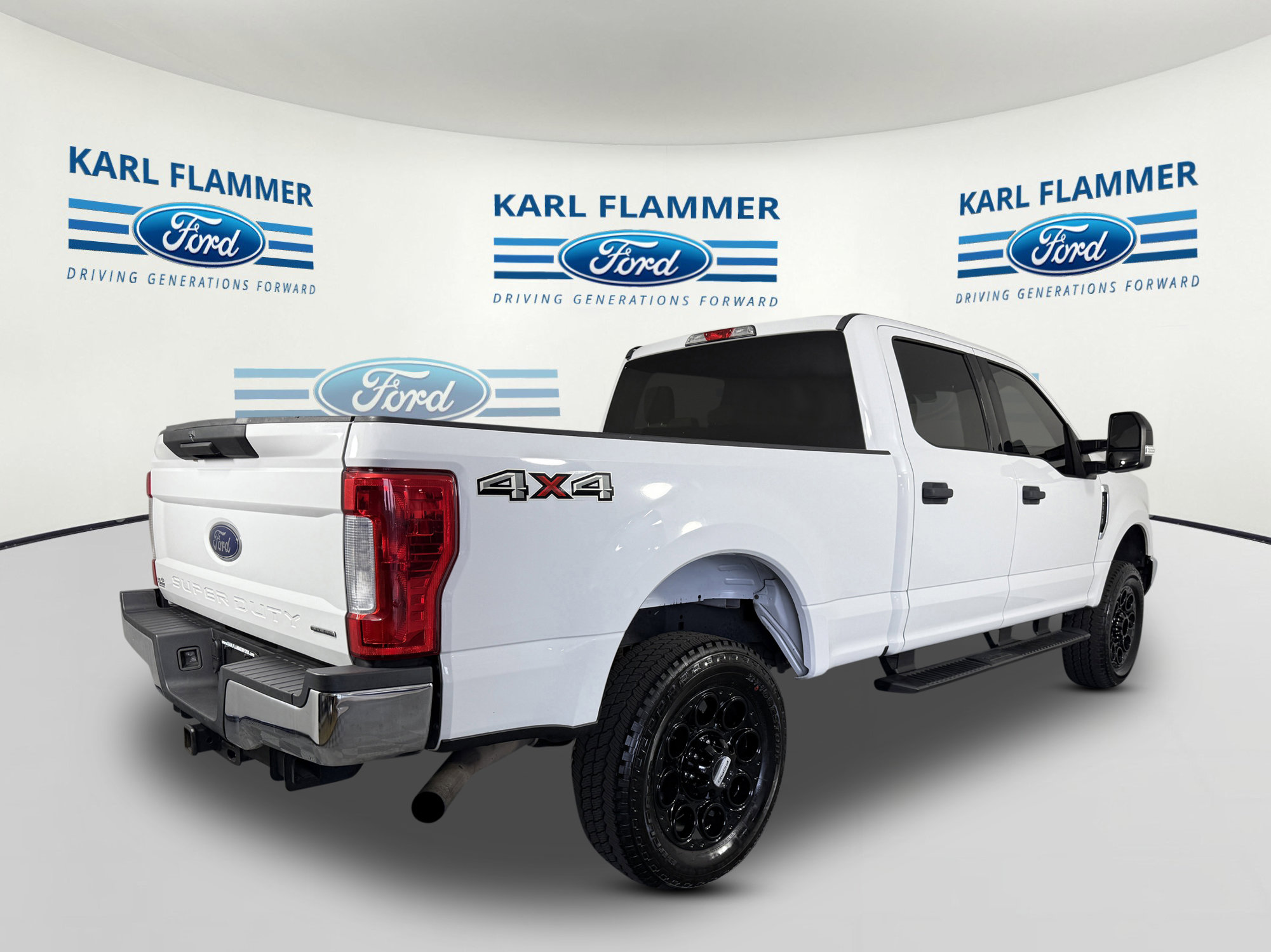 Used 2018 Ford F250 XLT AWD/4WD image 3