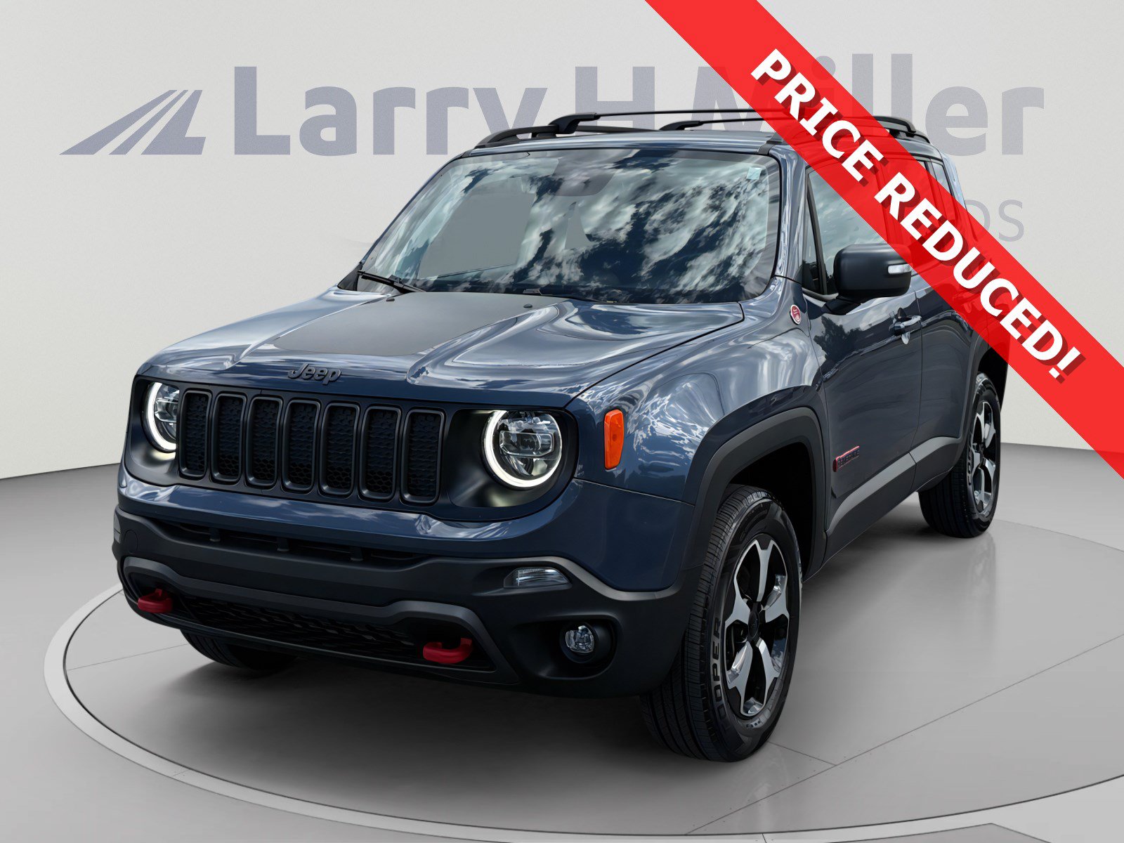 Used 2020 Jeep Renegade Trailhawk w/ UConnect 8.4 Nav Group