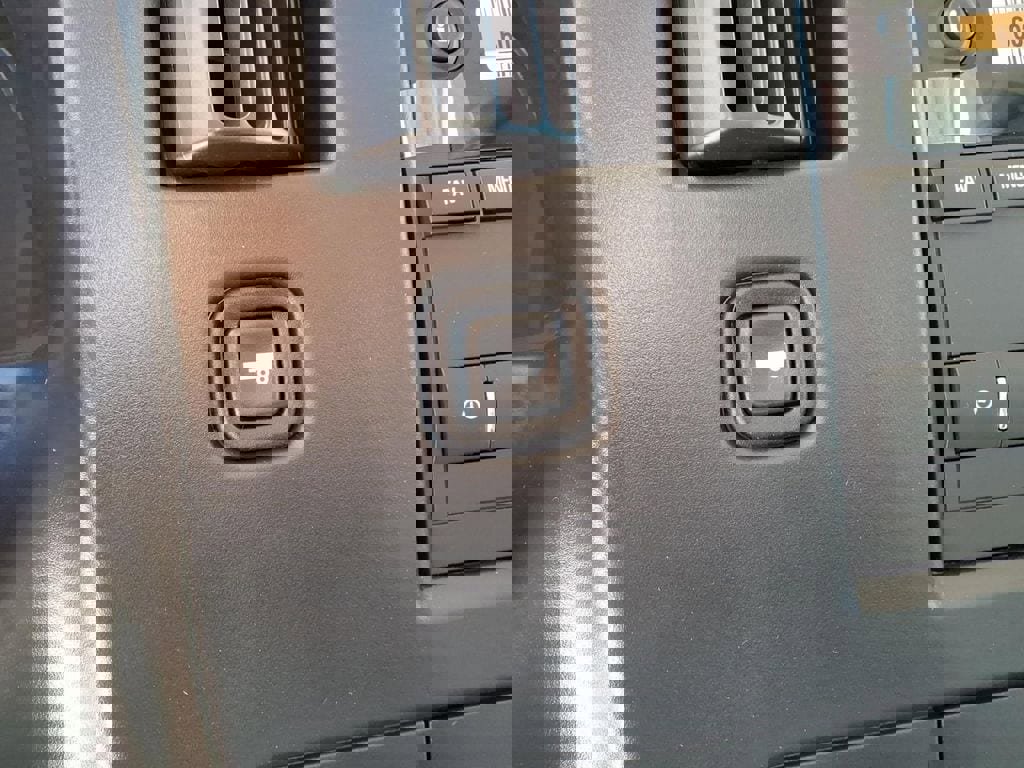 New 2026 Chevrolet Express 2500 w/ Driver Convenience Package RWD image 26