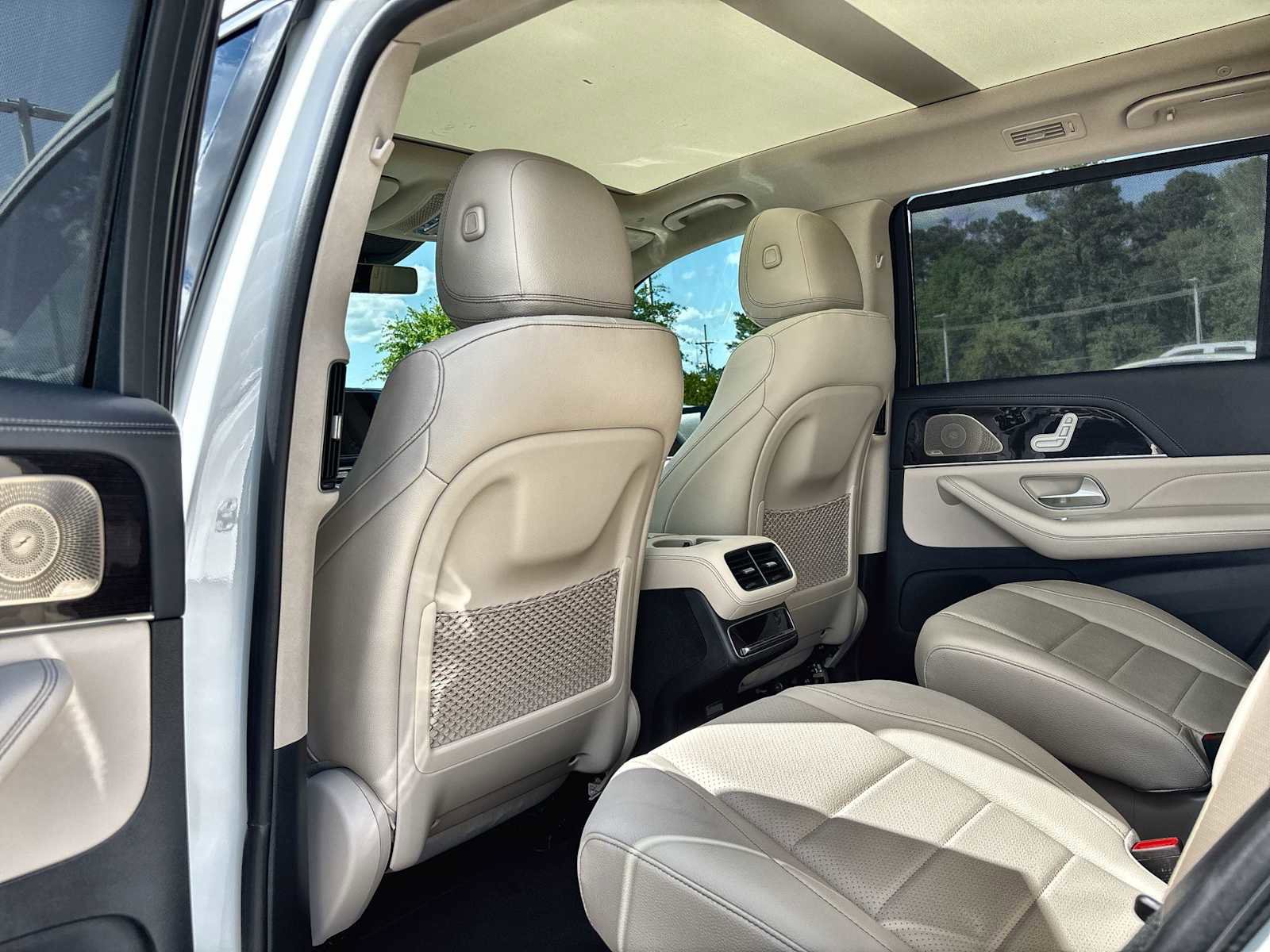 New 2026 Mercedes-Benz GLS 450 4MATIC image 18