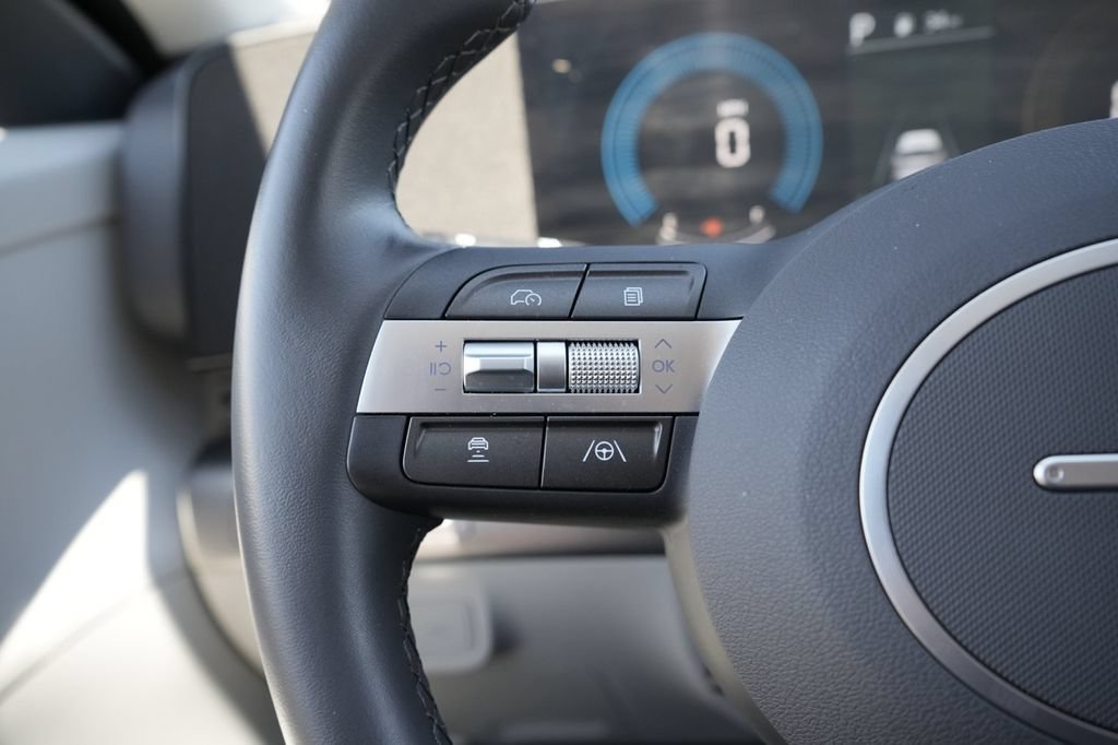 Used 2026 Hyundai Kona SEL Sport AWD/4WD image 25