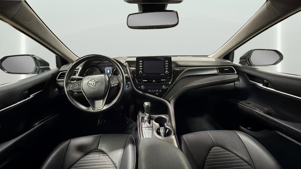 Used 2024 Toyota Camry SE w/ Convenience Package FWD image 14